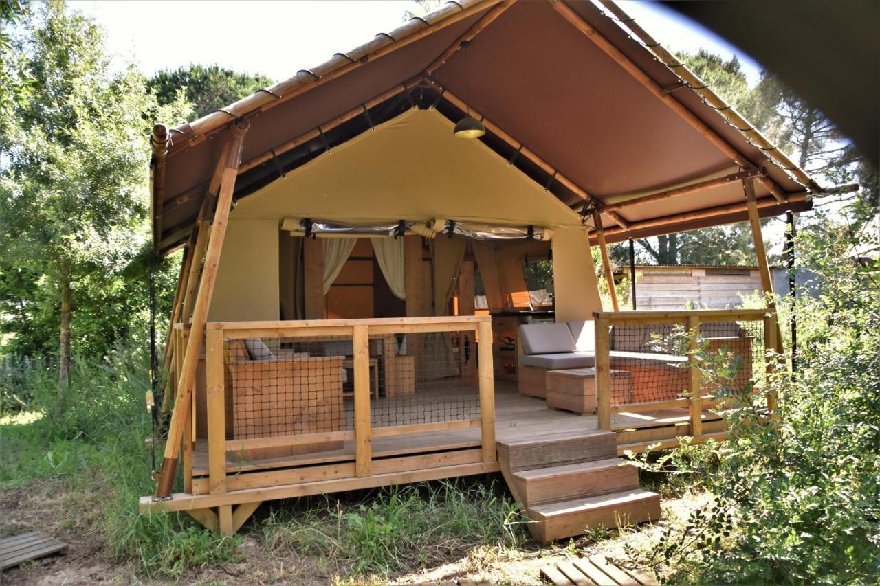 Analaya Villa Vias Luaran gambar