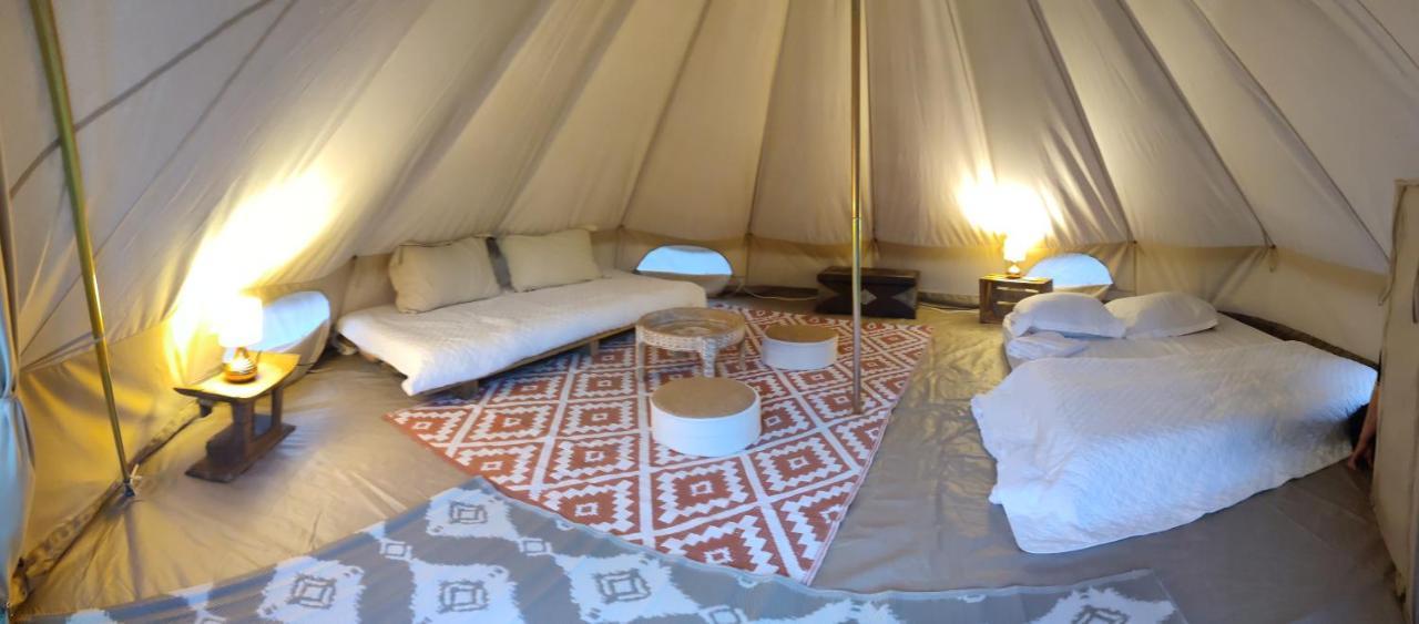 Analaya Villa Vias Luaran gambar